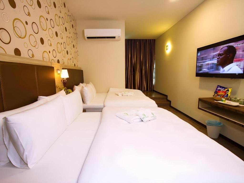 Tropicana Boutique Hotel Muar Exterior photo